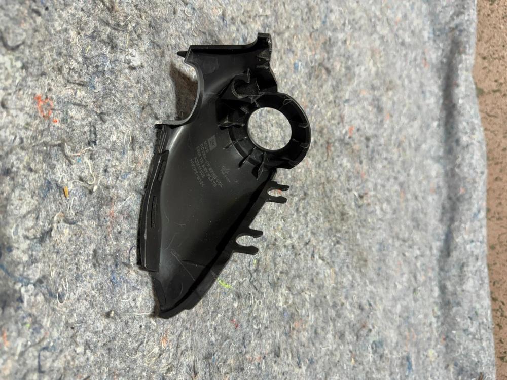 2019-2022 Chevroley Spark 4250986 Ignition Lock Cylinder Opening Cover Gm OEM – photo 4