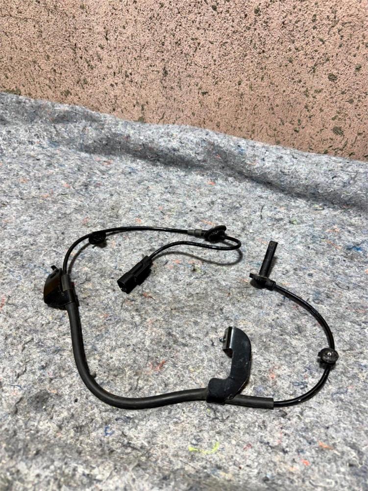 Mopar 05105572AA ABS Wheel Speed Sensor Sport Front Right – photo 1