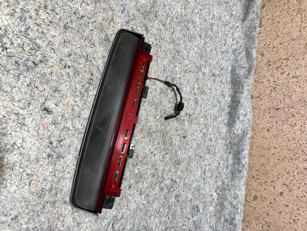 2011-2016 BMW 528I F10 Rear Center Upper Third 3RD Light Stop Brake Lamp OEM – photo 3