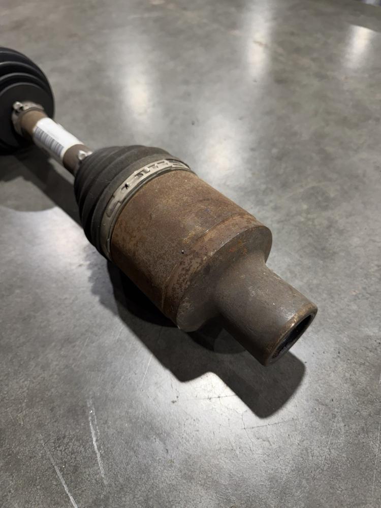 Genuine OEM Ford Front Right Cv Axle Shaft / GL34-3A427-AB – photo 2