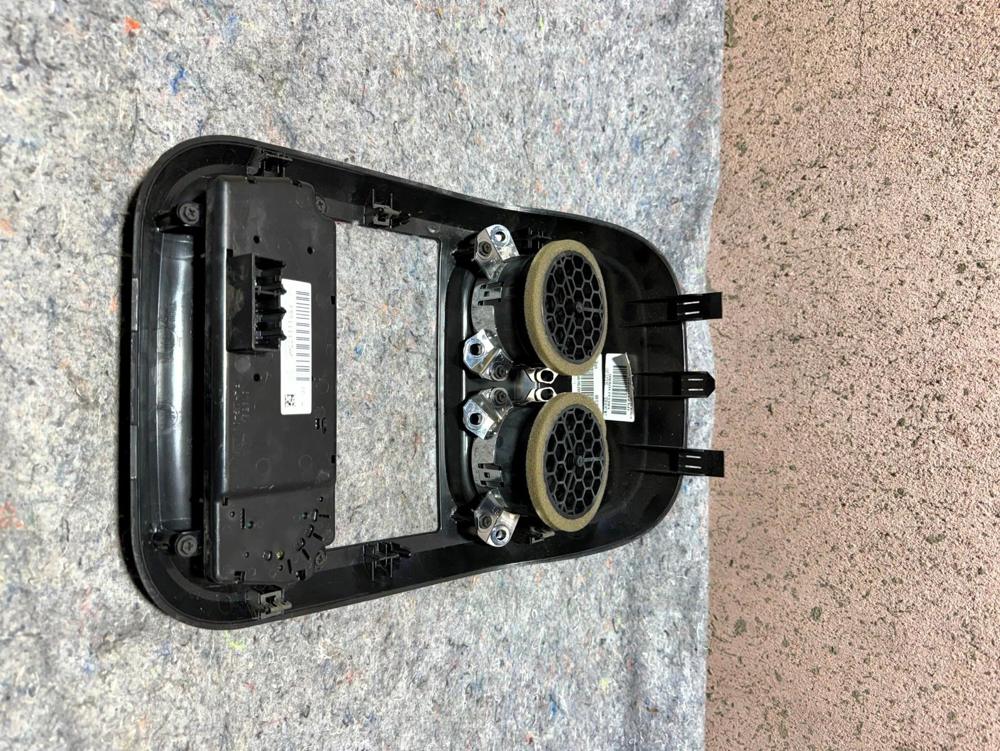 11-17 Jeep Patriot Compass Center Dash Radio Climate Control Air Vent Bezel OEM – photo 3