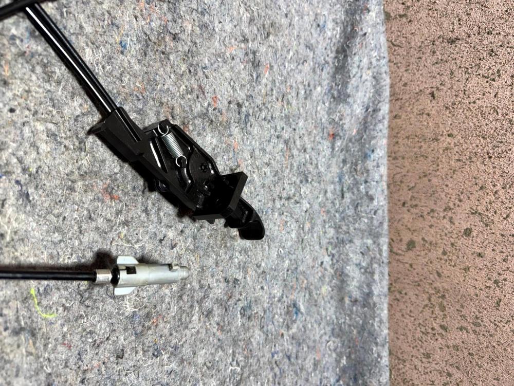 01-05 Lexus IS300 Sedan Trunk Gas Lid Fuel Door Release Handle w/ Cables OEM – photo 2