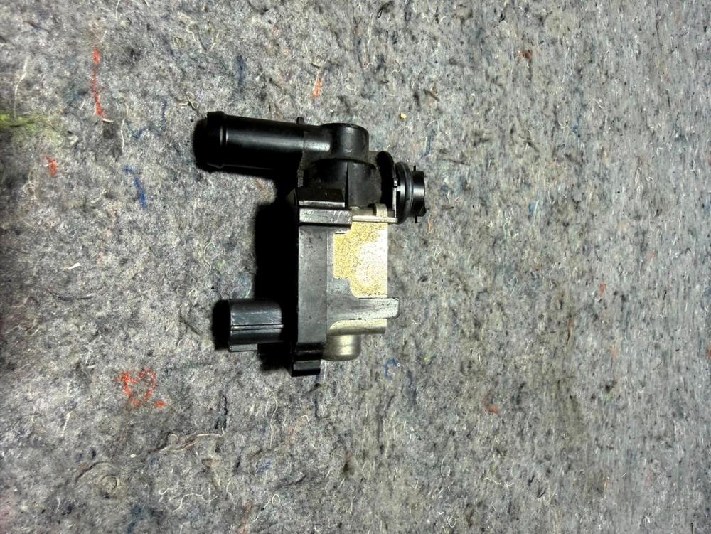 OEM Nissan K5T45786 Solenoid Fuel Vapor Canister Control Valve – photo 2