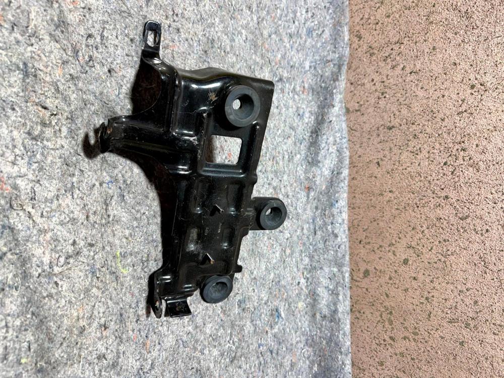 2007-2017 Jeep Patriot 2.4L Gas Engine Battery Tray Holder Bracket Support OEM – photo 4