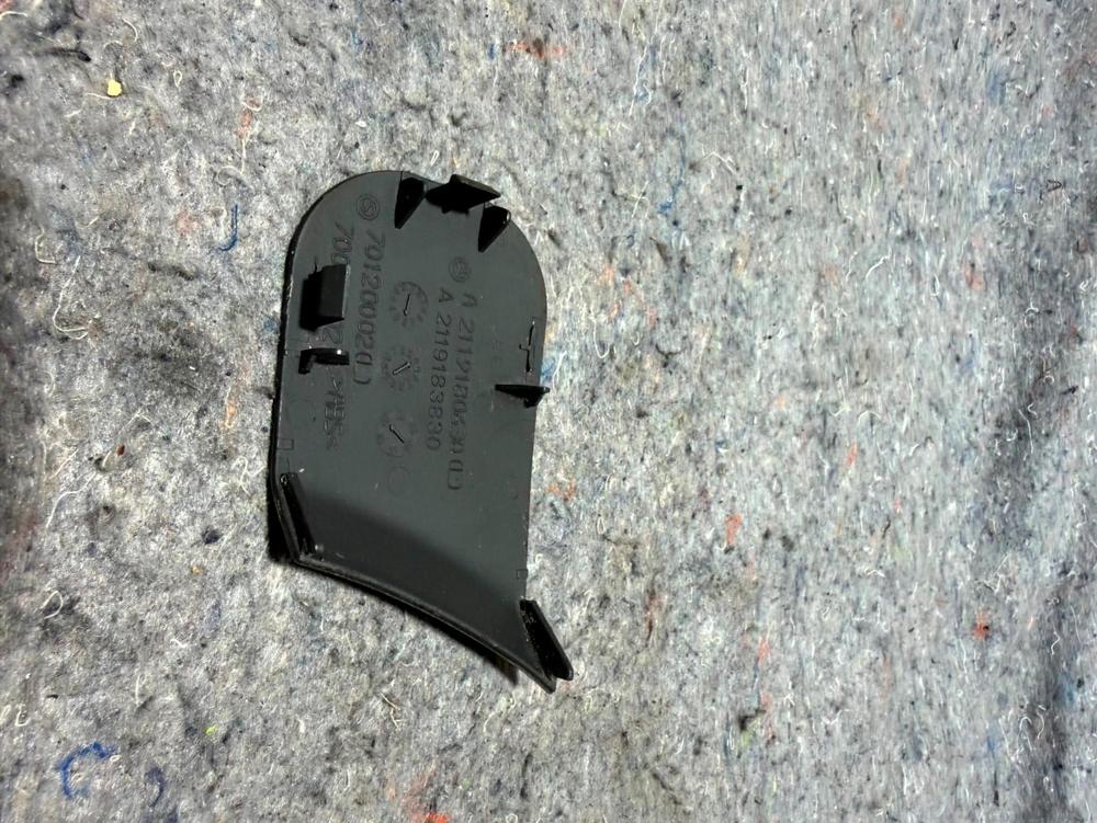 2011-2020 Dodge Journey Passenger Side Manual Seat Anchor Cover Bezel Black – photo 4