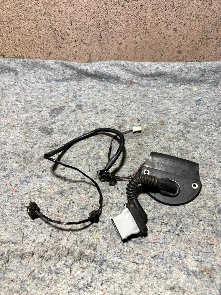 Dodge Caliber Rear Right Door Wiring 71359944 P05267790AE 71844230 32566727 – photo 1
