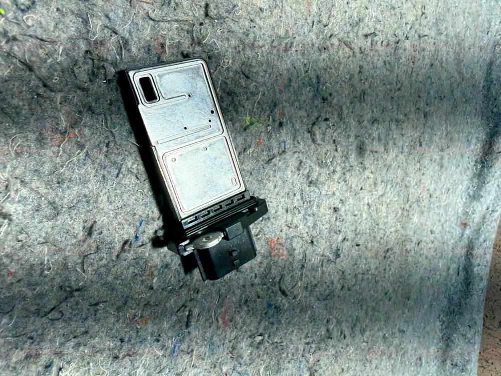 Genuine 22680-7S000 OEM Mass Air Flow Maf Sensor Nissan Altima Infiniti – photo 4