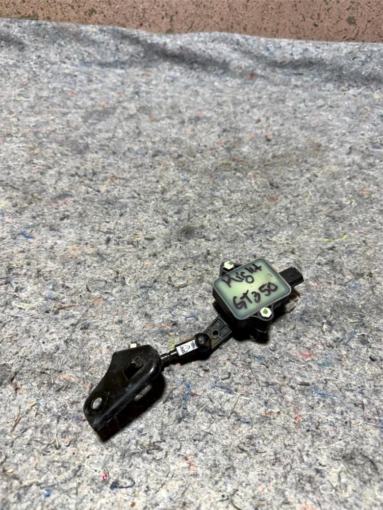 18-22 Ford Mustang GT Passenger Right Rear Headlight Height Level Sensor OEM – photo 1