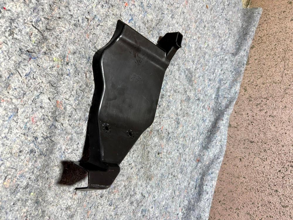2018-2024 Ford Expedition Engine Lower Splash Shield OEM FL346N634AC – photo 4