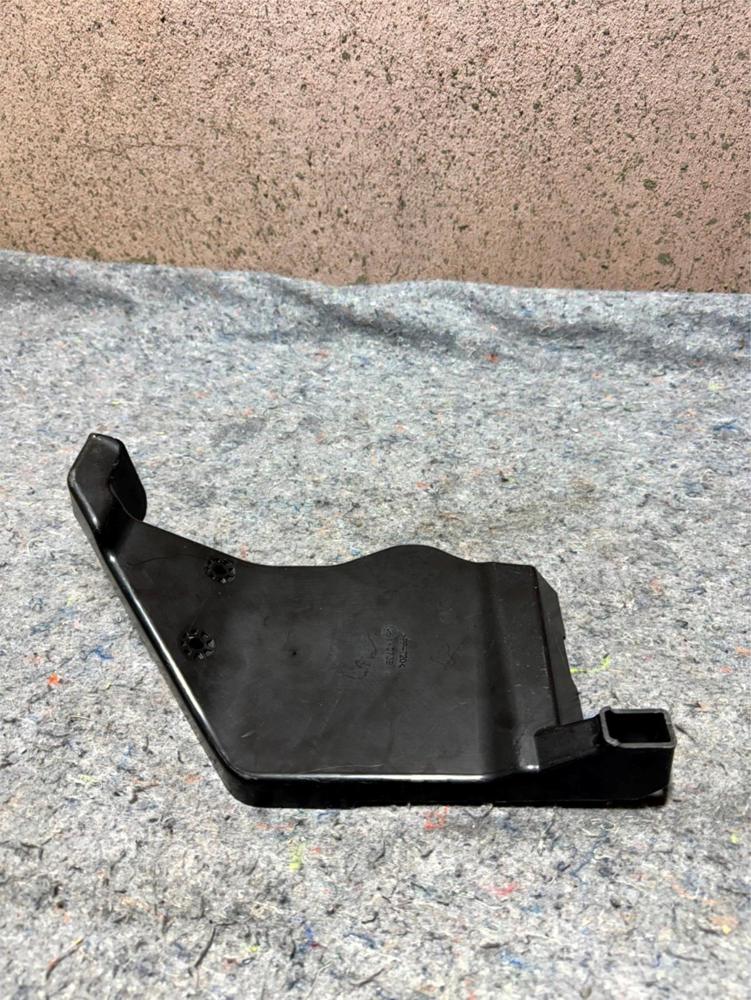 Front Engine Lower Splash Shield Guard OEM FL346N634AD Ford F150 2015-2023 – photo 1