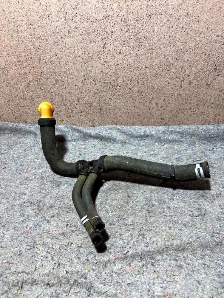 2015 Ford F150 Crew Max 5.0L Engine Coolant Moulded Radiator Hose OEM – photo 1