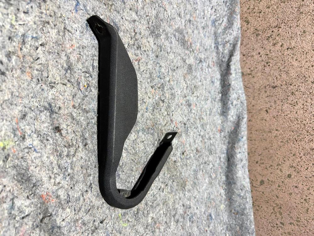 2007-2017 Jeep Patriot Rear Left Side Center Shield Cover Trim Panel OEM – photo 2