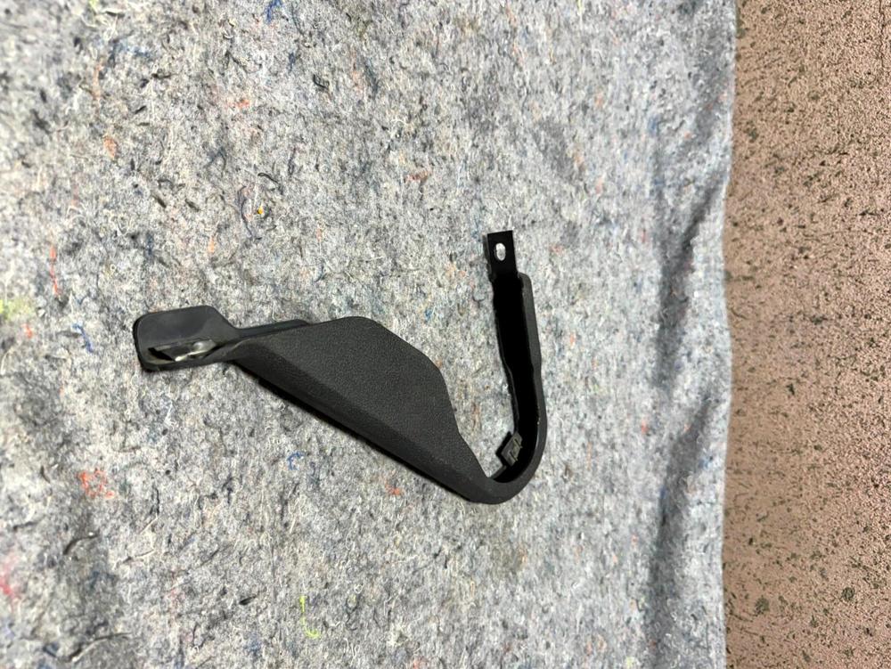 2007-2017 Jeep Patriot Rear Left Side Center Shield Cover Trim Panel OEM – photo 4
