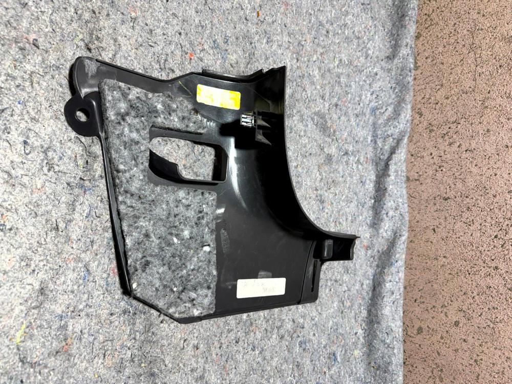 2014 Jeep Patriot Sport Front Left LH B Pillar Lower Cowl Door Trim Plastic – photo 3