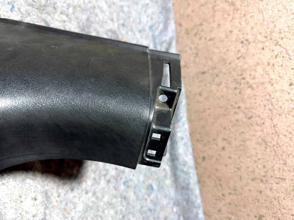 2014 Jeep Patriot Sport Front Left LH B Pillar Lower Cowl Door Trim Plastic – photo 4