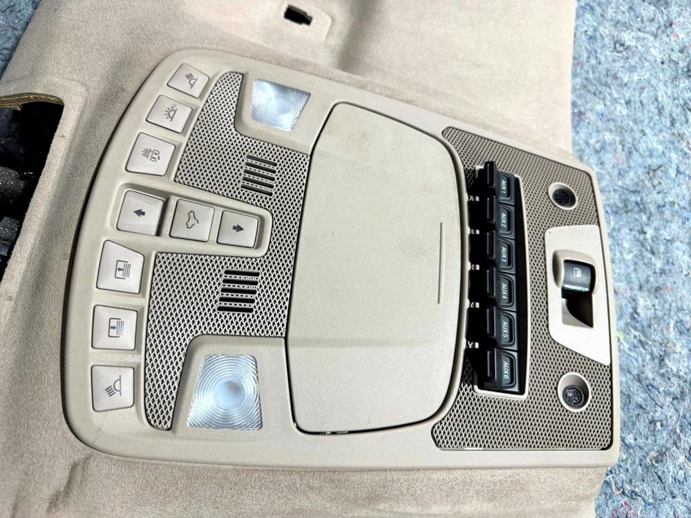 2017-2019 Ford F350 F250 Roof Headliner Sunroof OEM 195090610-303 – photo 2