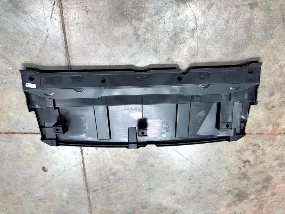 Lower Duct Front Bumper Cav 2 for Honda Accord 2016 2017 OEM 71107-T2F-A500 – photo 3