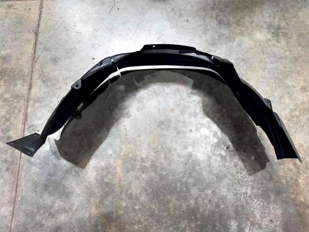 2011-2017 Jeep Patriot Front Right Quarter Wheelhouse Liner Splash Shield OEM – photo 1