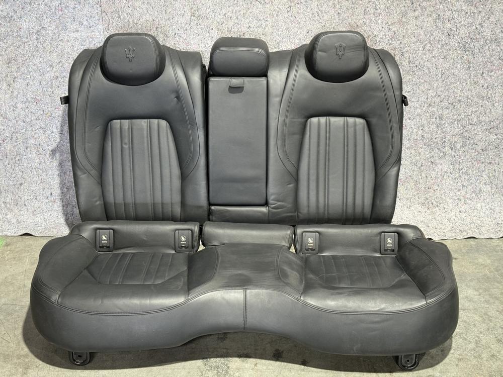 Maserati Ghibli Rear Seats and Headrests OEM – photo 1
