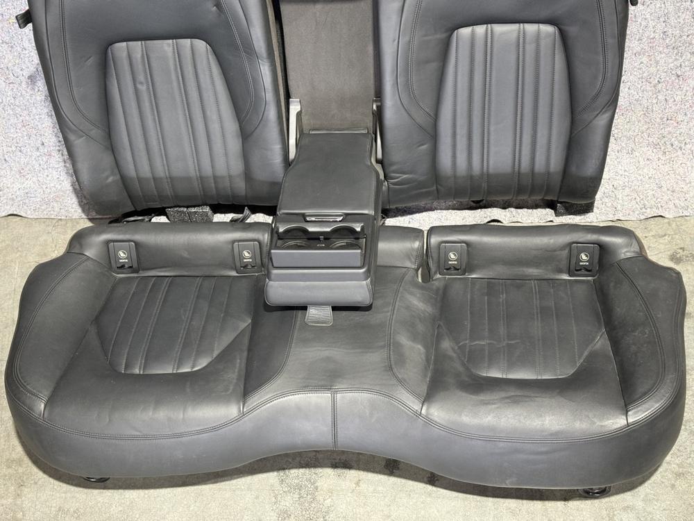 Maserati Ghibli Rear Seats and Headrests OEM – photo 2