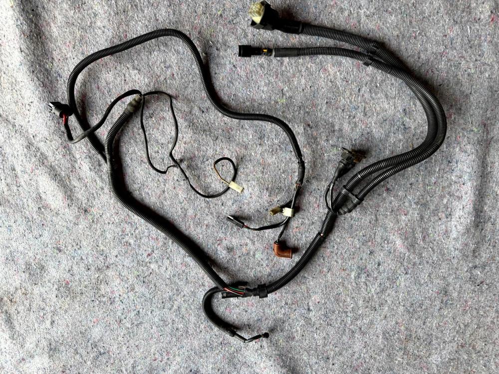 Ferarri Testarossa Engine Harness Rear Pn 144987 – photo 1