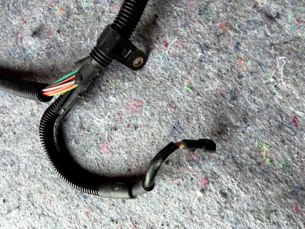Ferarri Testarossa Engine Harness Rear Pn 144987 – photo 3