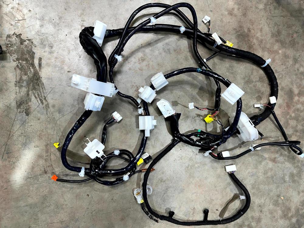 16-20 Infiniti Q50 Right RH Side Wire Wiring Interior Body Harness Connector OEM – photo 1