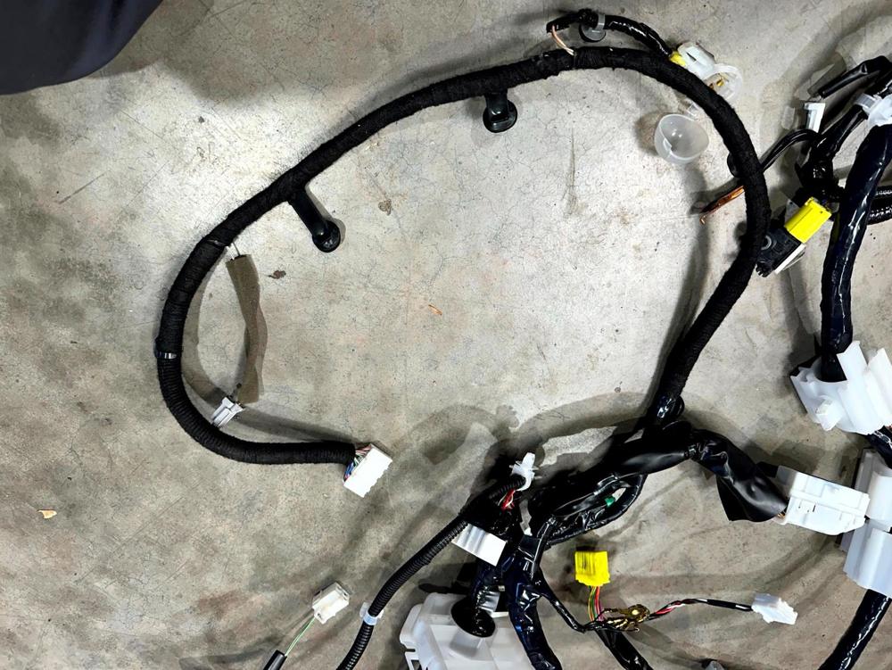 16-20 Infiniti Q50 Right RH Side Wire Wiring Interior Body Harness Connector OEM – photo 2