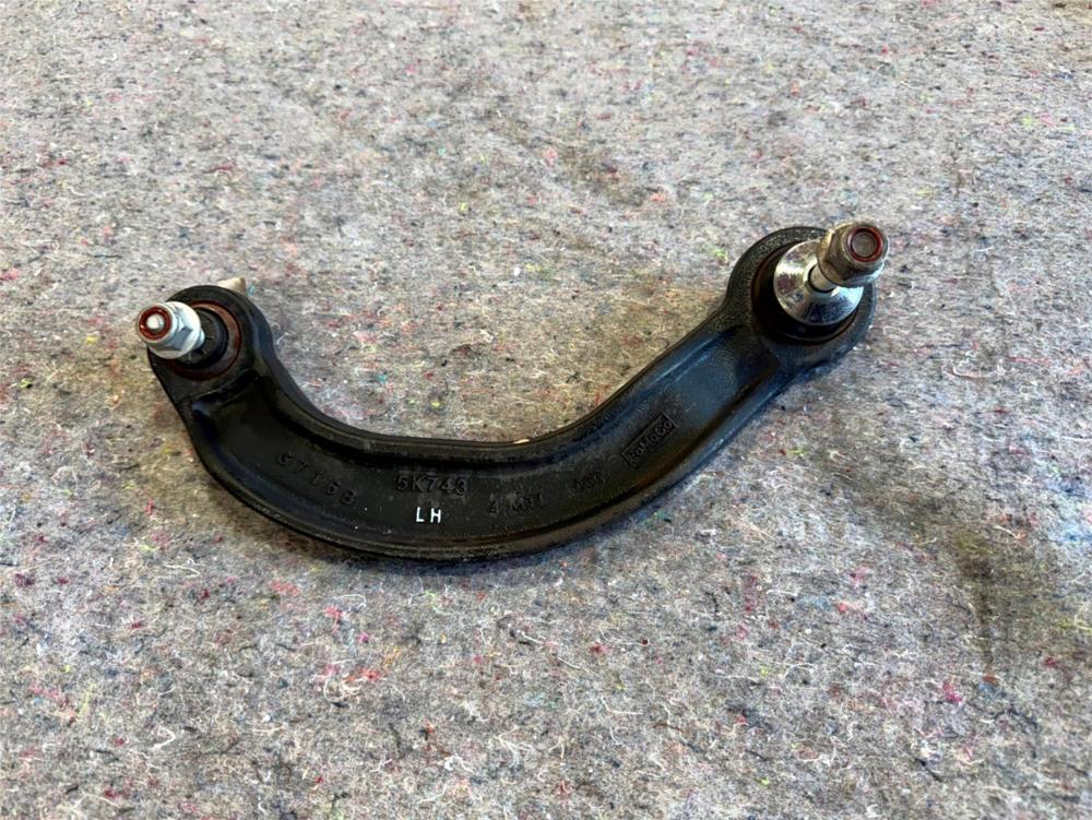 2016 Ford Mustang GT350 OEM Driver LH Rear Upper Control Arm – photo 1
