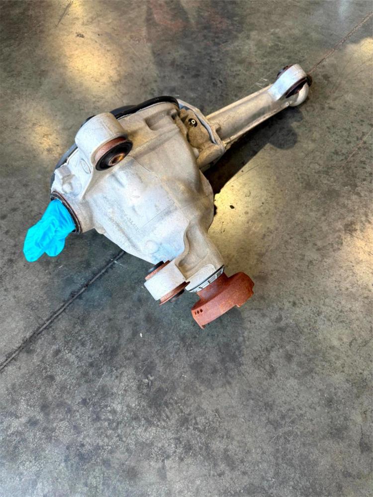 2018-2021 Ford Expedition 3.5L 4WD Front Axle Differential Carrier 3.73 OEM – photo 1