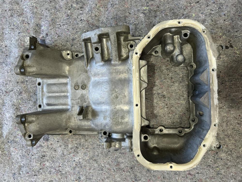 OEM Infiniti Q50 Q60 Vhr AWD Upper Oil Pan – photo 1