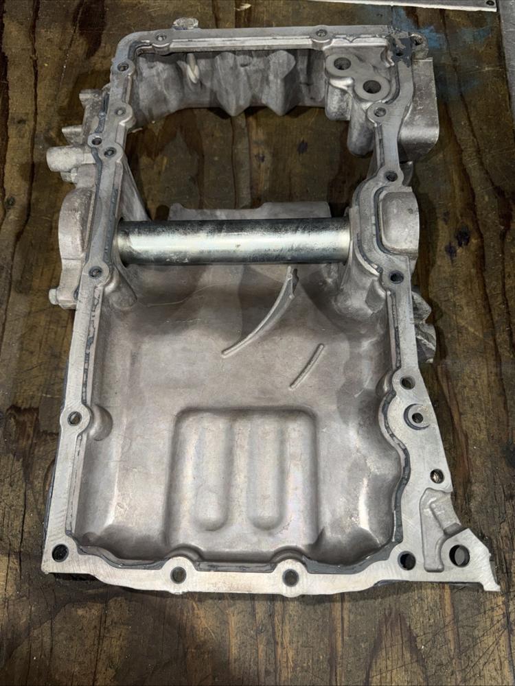 OEM Infiniti Q50 Q60 Vhr AWD Upper Oil Pan – photo 4