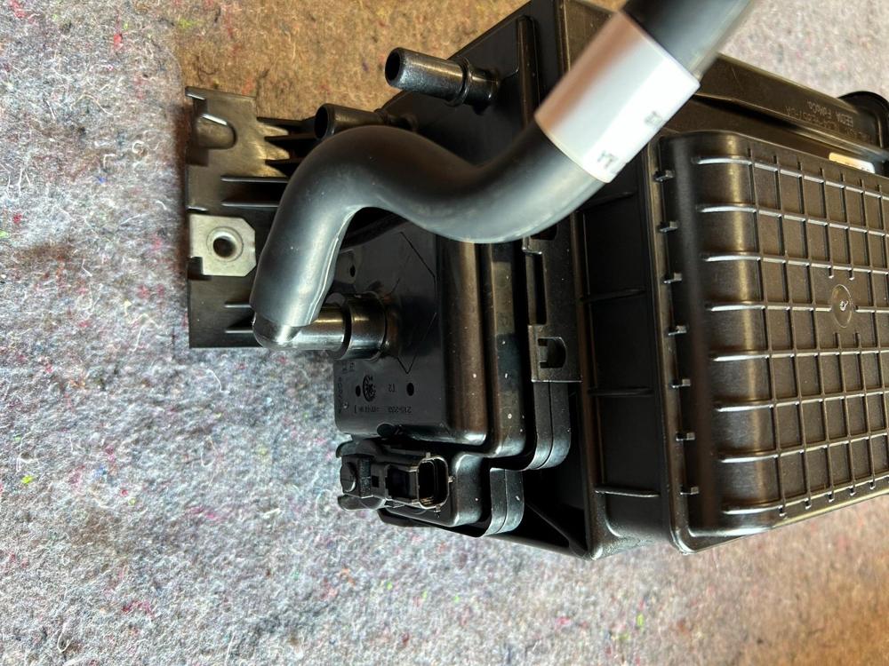 2022-2024 Ford F150 OEM Extended Range Fuel Tank Evaporator Canister NL349E857 – photo 3