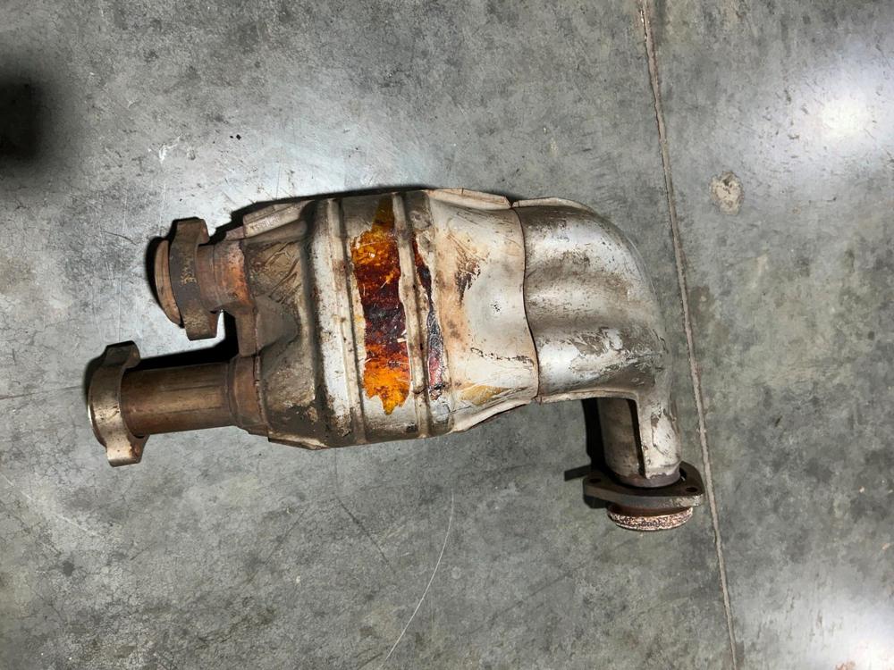 Ferrari Testarossa LH Connection Pipe to Car 125906 – photo 1