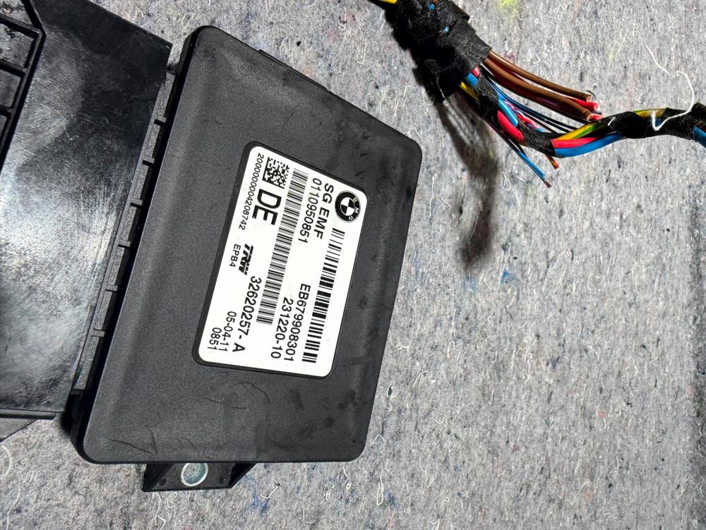 11-19 BMW 528i 640i Gran Coupe Electronic Park Brake Module Unit EB679908301 OEM – photo 3