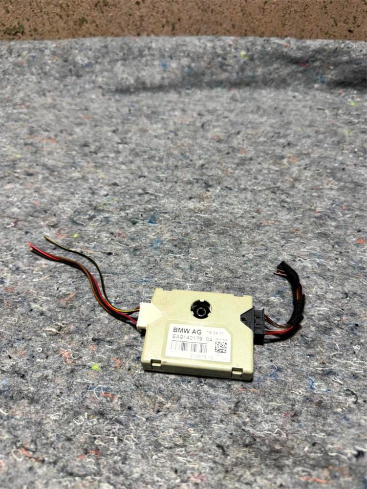 2011-2016 BMW 528I Xdrive Antenna Module Unit 914017904 OEM – photo 1