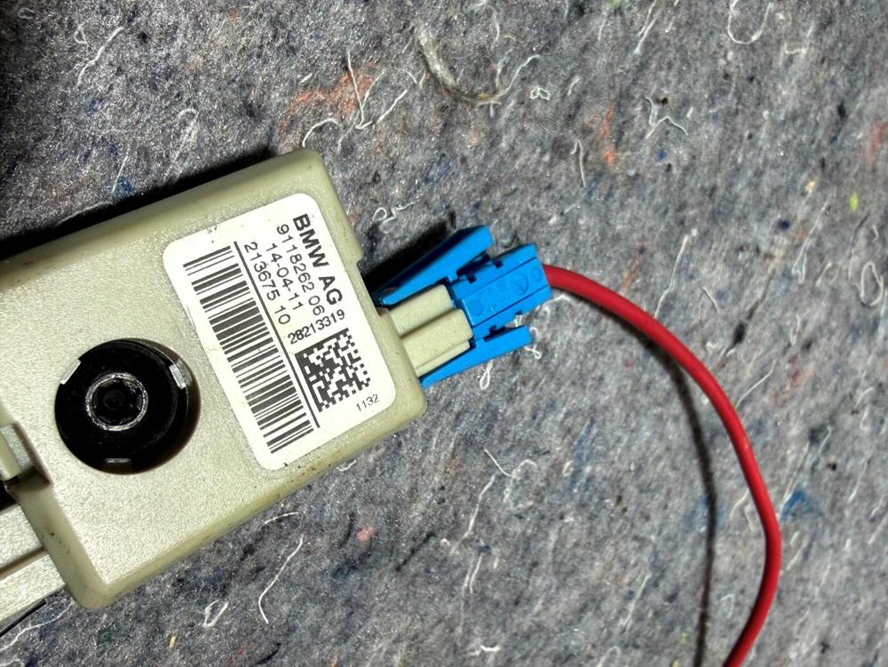2011-2016 BMW 535I Antenna Amplifier Module Unit 911826206 OEM 9118262 – photo 2