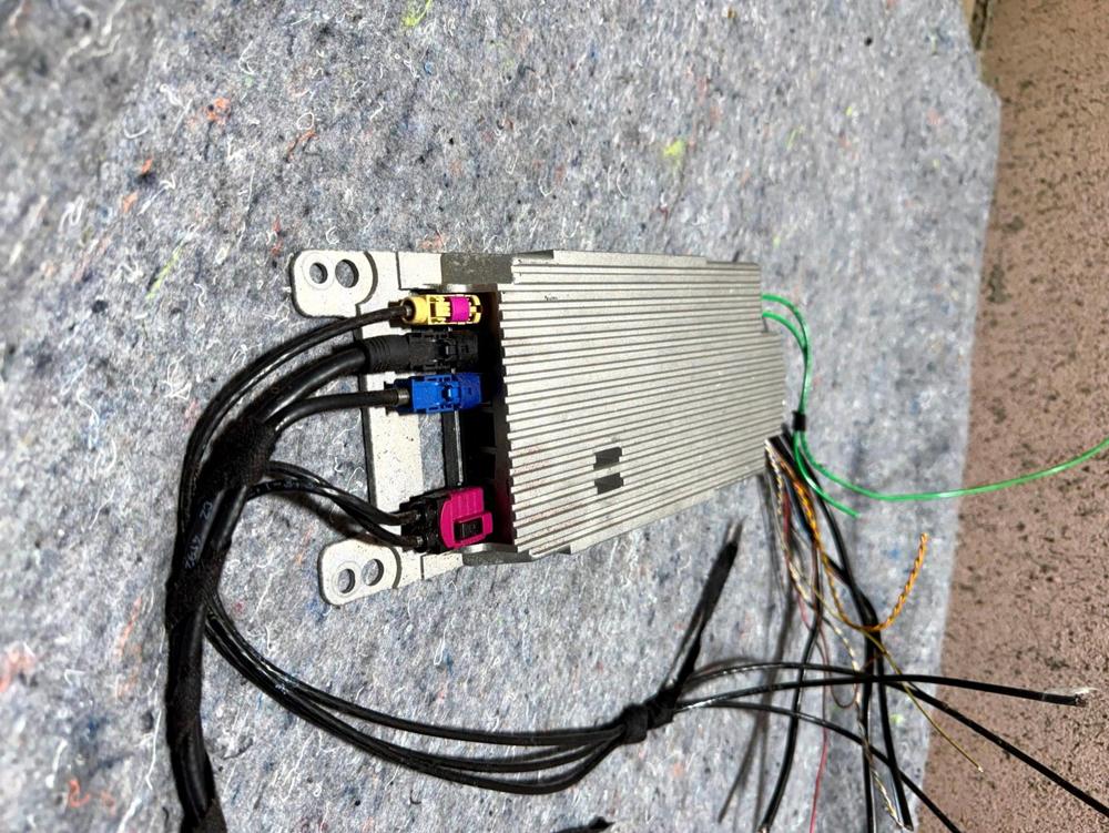 BMW 528I 535I X5 Bluetooth Telematics Communication Control Module 925715301 – photo 2