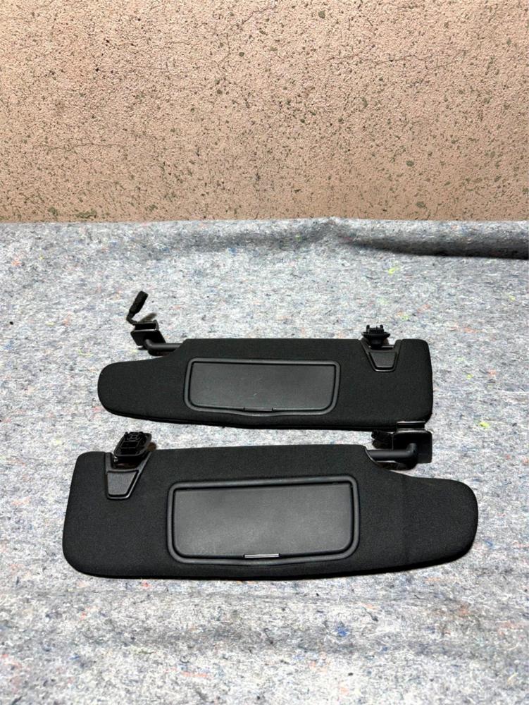 2018 Ford Mustang Shelby GT350 Sun Visors Both Side OEM – photo 1