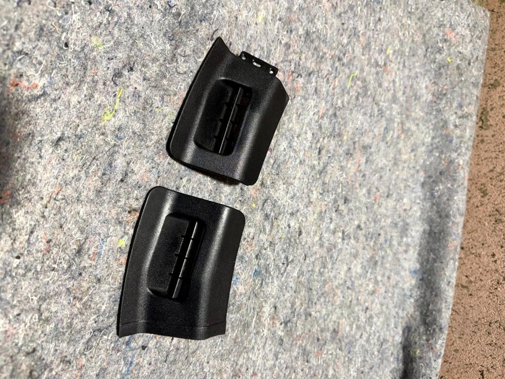 2014-2020 Maserati Ghibli Rear Floor Vent Duct Cap Cover Trim OEM Set – photo 3