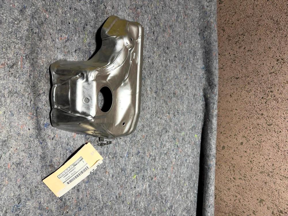 Genuine Nissan Exhaust Manifold Heat Shield 16590-JA10A – photo 3