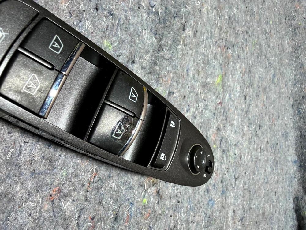 14-24 Infiniti Q50 Front Left LH Side Master Power Window Control Switch OEM – photo 3
