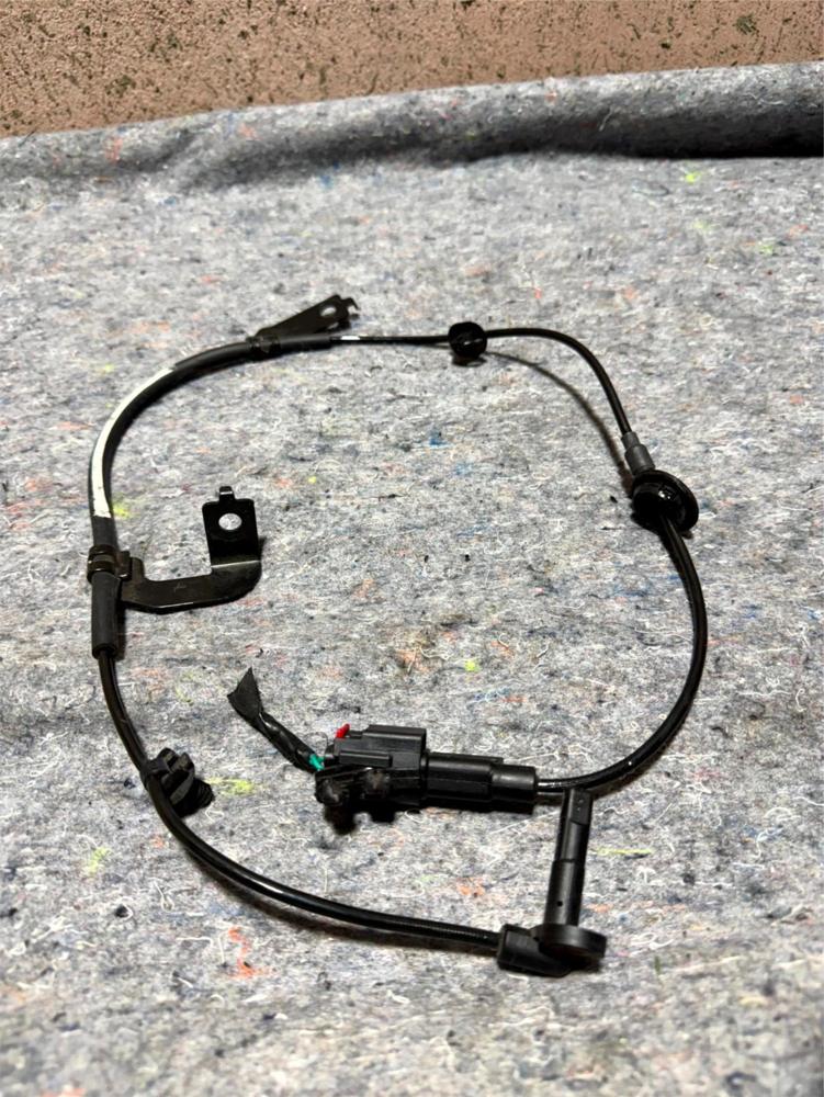 Mopar 05105573AA ABS Wheel Speed Sensor Sport Front Left OEM – photo 1
