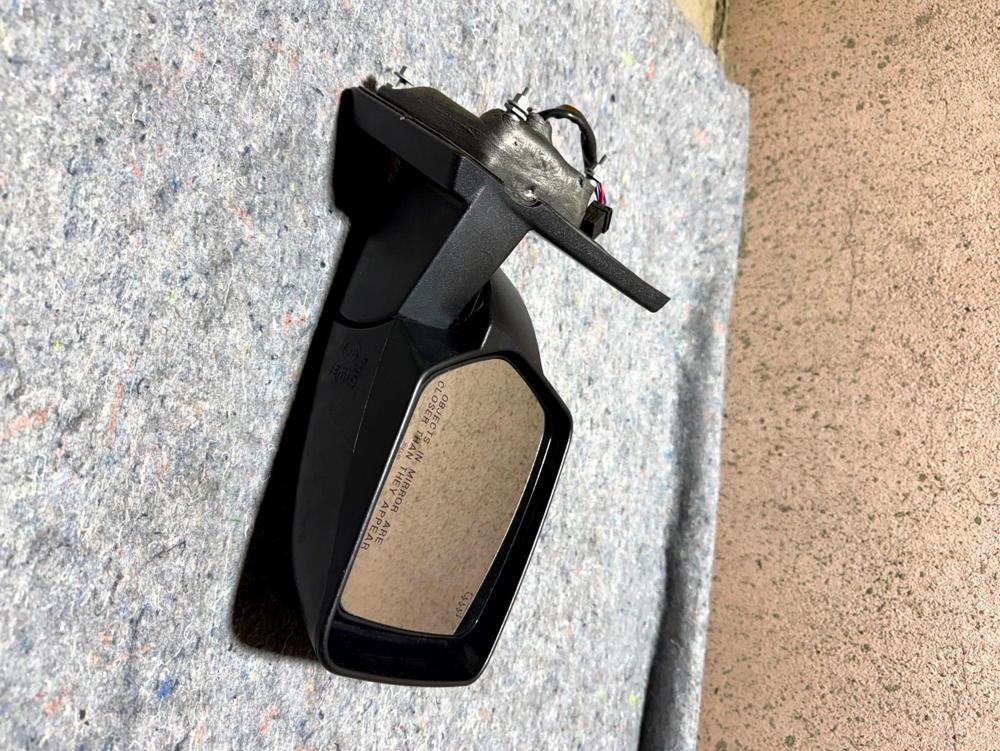 2007-2017 Jeep Patriot Heated RH Passenger Mirror Black OEM – photo 3