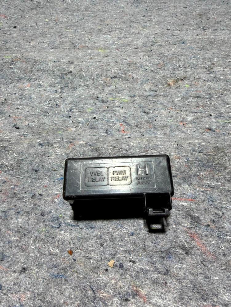 2014 2019 Infiniti Q50 Fuse Relay Junction Block Box OEM JL00C – photo 1