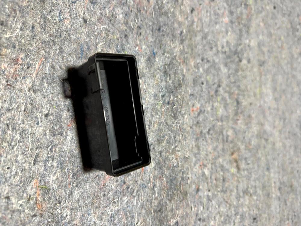 2014 2019 Infiniti Q50 Fuse Relay Junction Block Box OEM JL00C – photo 4