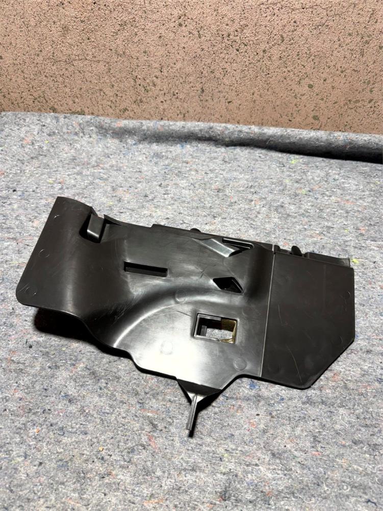 Lower Right Dashboard Foot Trim Panel OEM 15290106 Chevrolet Corvette C6 2006-13 – photo 1