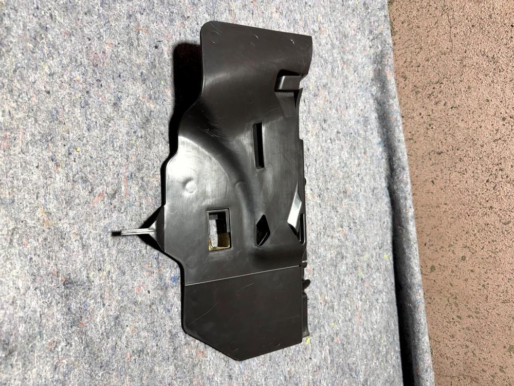 Lower Right Dashboard Foot Trim Panel OEM 15290106 Chevrolet Corvette C6 2006-13 – photo 3