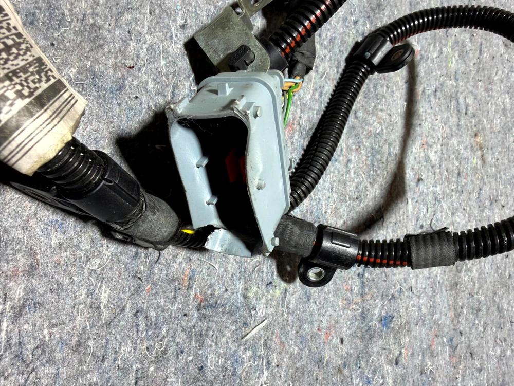 Transmission Wiring Harness 0670007400 OEM 2014-2019 Maserati Ghibli – photo 2