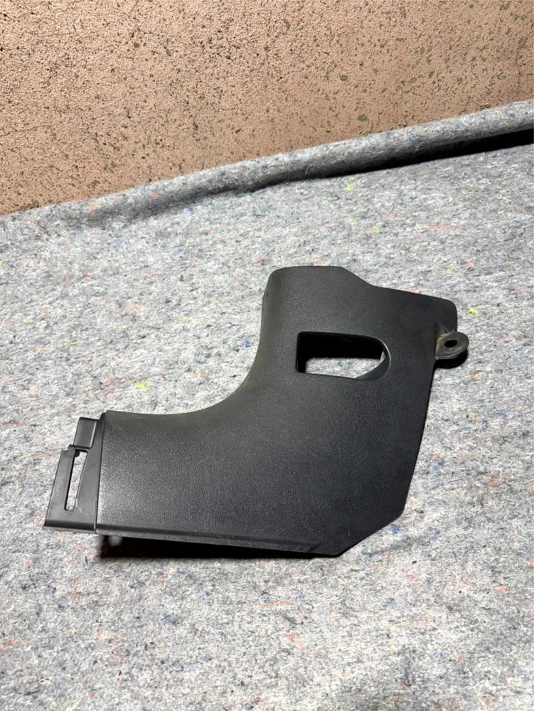 2014 Jeep Patriot Sport Front Left LH Pillar Lower Cowl Door Trim Plastic OEM – photo 1
